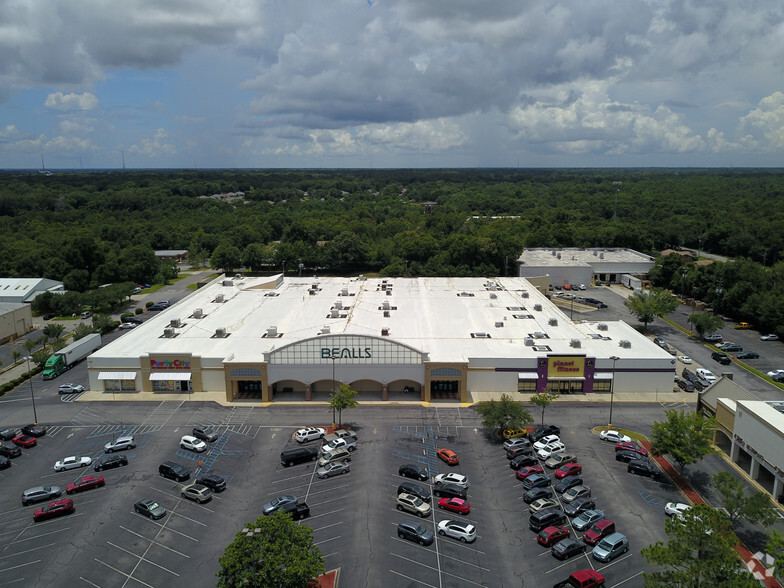 Primary Photo Of 6241-6251 N Davis Hwy, Pensacola Unknown For Lease