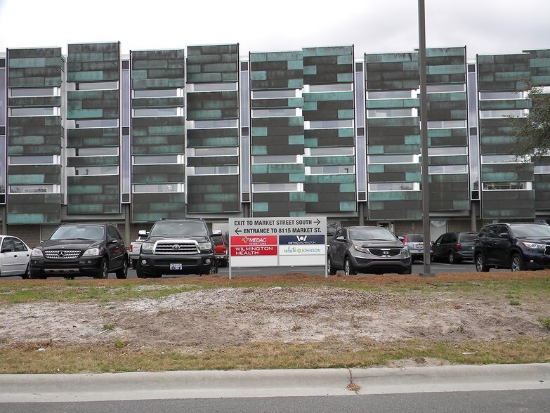 More Photos Of 8115 Market St, Wilmington Office For Sale