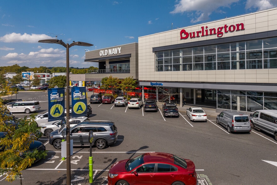 More Photos Of 2600 Hylan Blvd, Staten Island Unknown For Lease