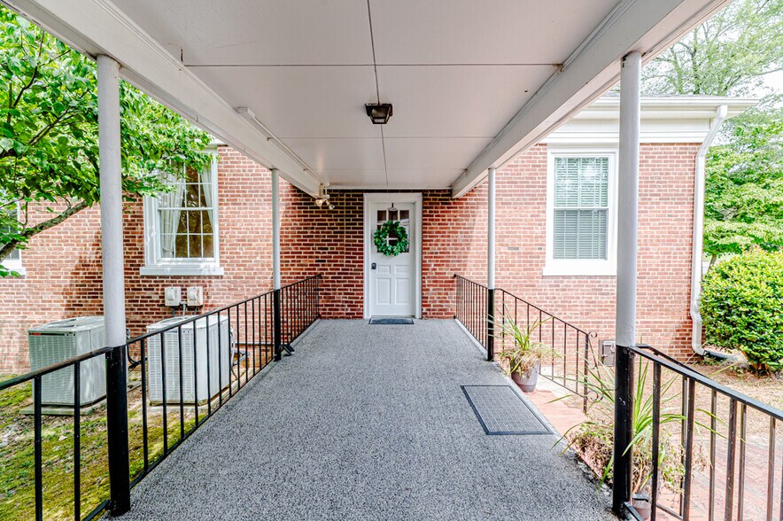 More Photos Of 211 Main st, Broadway Religious Facility For Sale