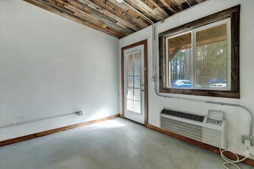 More Photos Of 14724 N Bloomfield Rd, Nevada City Flex For Sale