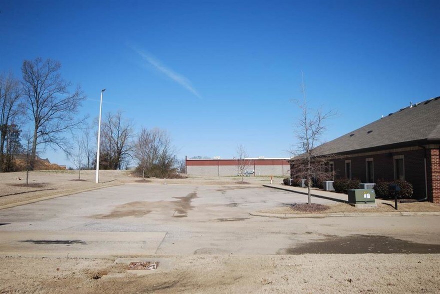 More Photos Of 3031 Highway 45 Byp, Jackson Office For Lease