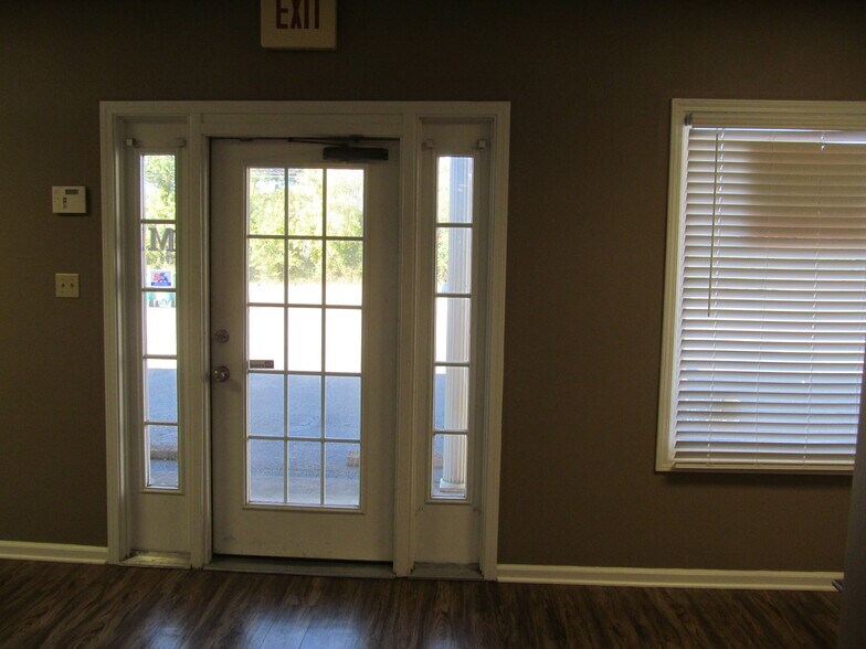 More Photos Of 4797-4803 Cuba-Millington Rd, Millington Medical For Lease