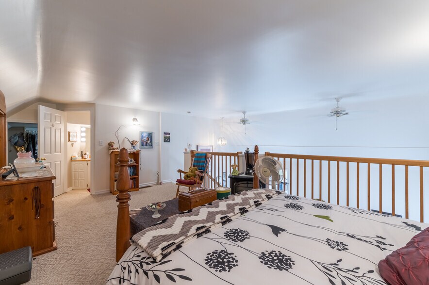 More Photos Of 131 King St E, Cobourg Multifamily For Sale