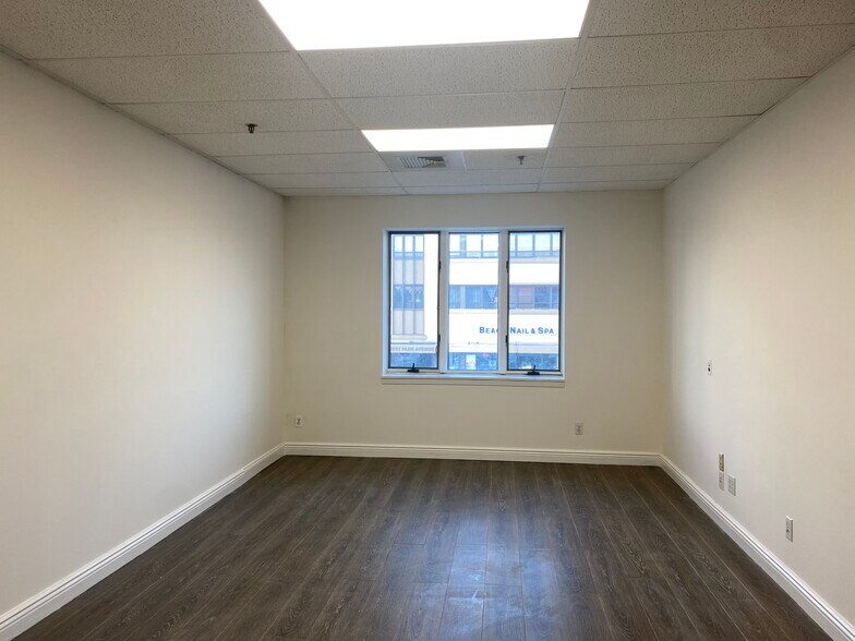 More Photos Of 350 National Blvd, Long Beach Storefront Retail Office For Lease