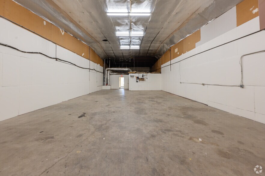 More Photos Of 2501-2519 Gravel Dr, Fort Worth Unknown For Lease