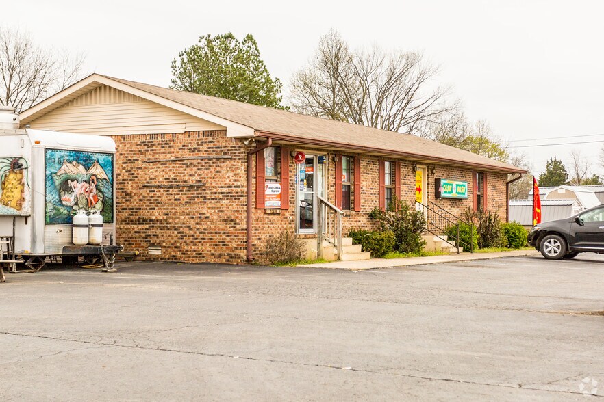 More Photos Of 461 N Broadway, Portland Freestanding For Sale