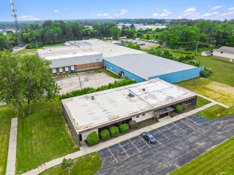 Primary Photo Of 1776 Hilltop Rd, Saint Joseph Warehouse For Sale