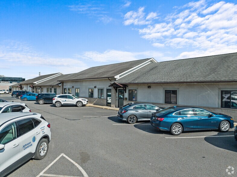 More Photos Of 5 Pethick Dr, Plains Township Office For Lease