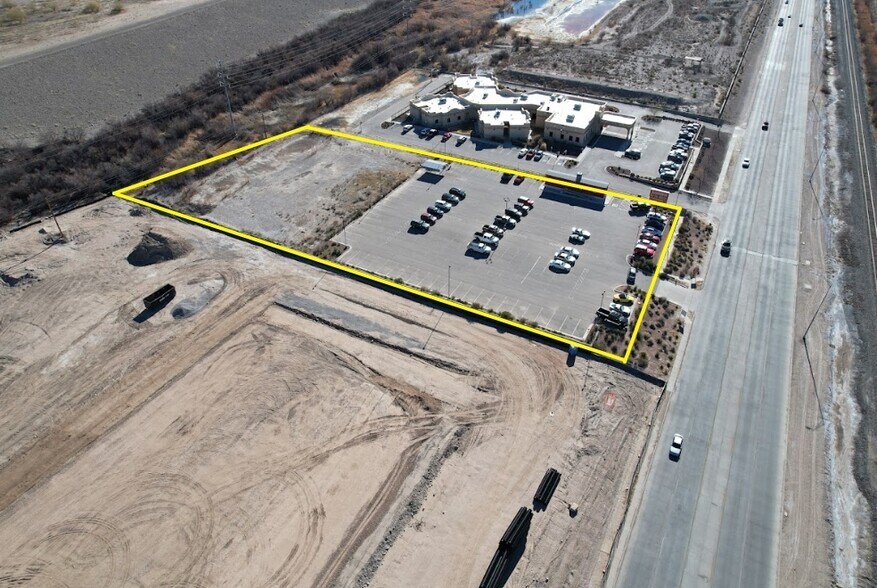 More Photos Of 4400 Doniphan Dr, El Paso Light Distribution For Sale