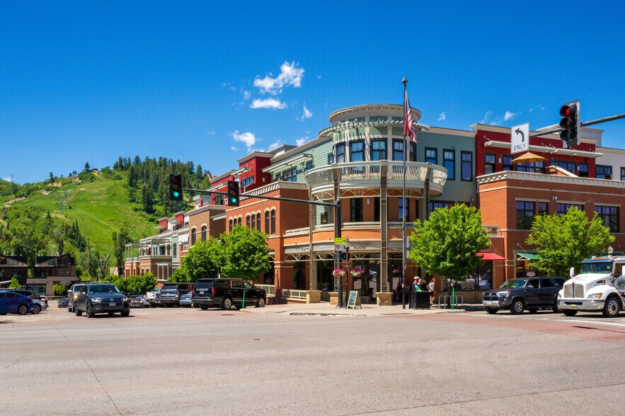Primary Photo Of 703 Lincoln Ave, Steamboat Springs Apartments For Sale