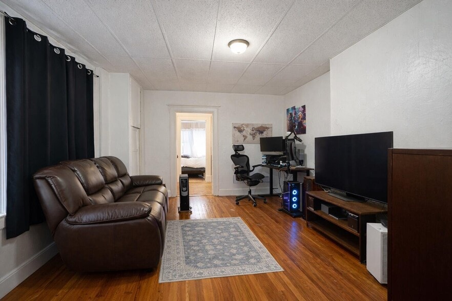 More Photos Of 820 Macon Ave, Canon City Apartments For Sale