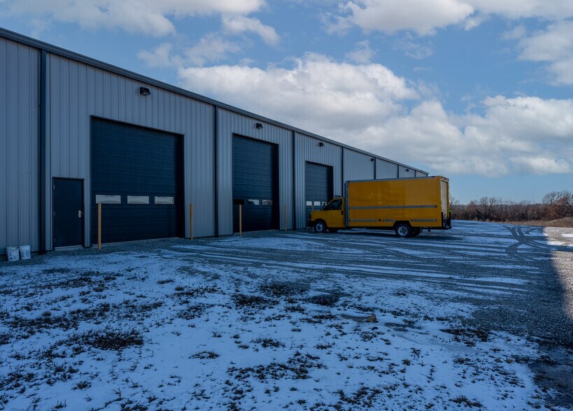 More Photos Of 22800 Highway H, Sedalia Manufacturing For Sale