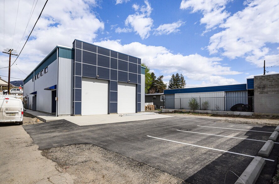 More Photos Of 240 Larkspur St, Kamloops Industrial For Sale