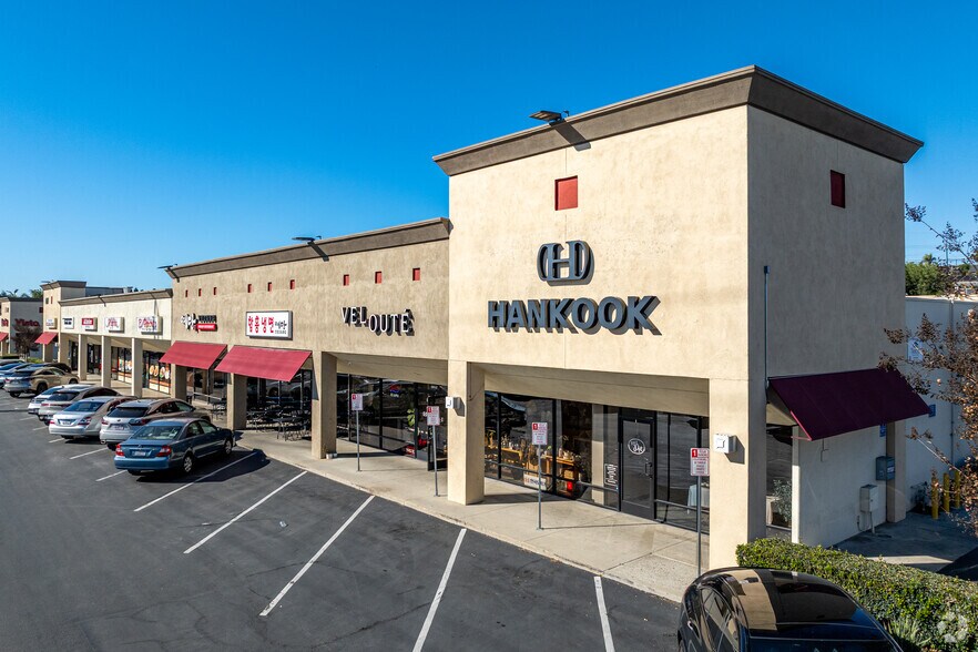 Primary Photo Of 1251-1401 S Beach Blvd, La Habra Unknown For Lease