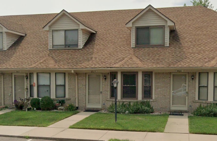 More Photos Of 38579 Wellington Dr, Clinton Township Multifamily For Sale