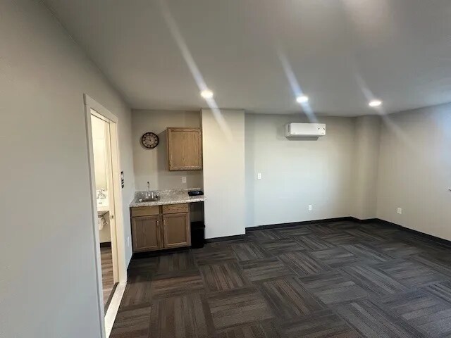 More Photos Of 1095 Ruud Trl, Hartford Industrial For Lease