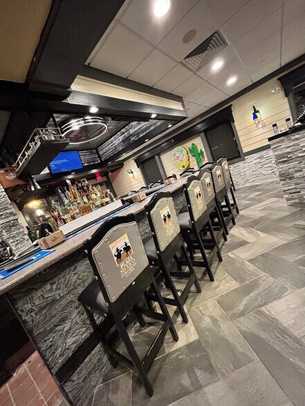 More Photos Of 821 Fall River Ave, Seekonk Restaurant For Sale