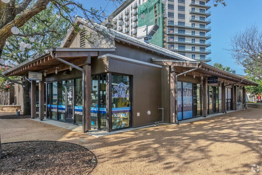 More Photos Of 3750 Plano Pky, The Colony Unknown For Lease