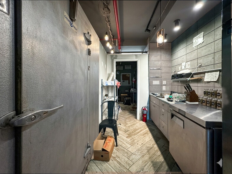 More Photos Of 646 Manhattan Ave, Brooklyn Storefront Retail Residential For Lease