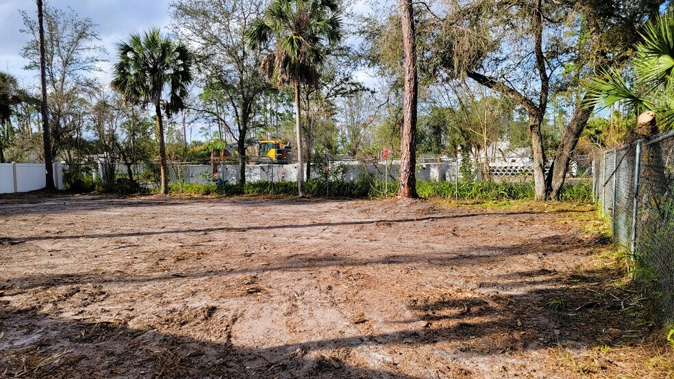 Primary Photo Of 416 Sally St, Port Charlotte Land For Lease