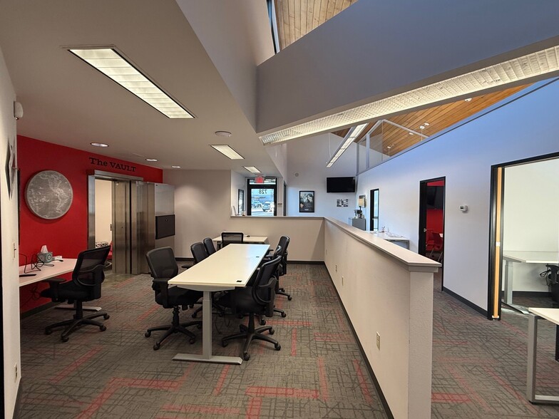More Photos Of 728 NW Kings Blvd, Corvallis Freestanding For Lease