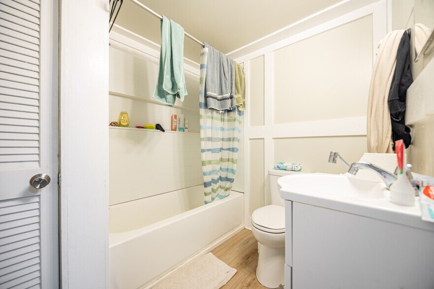 More Photos Of , Lake City Multifamily For Sale