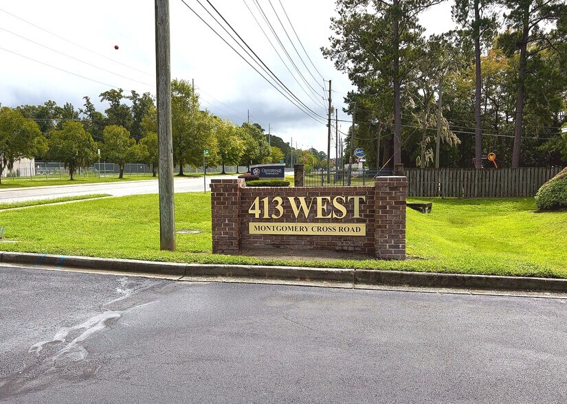 More Photos Of 413 W Montgomery Cross Rd, Savannah Office For Sale
