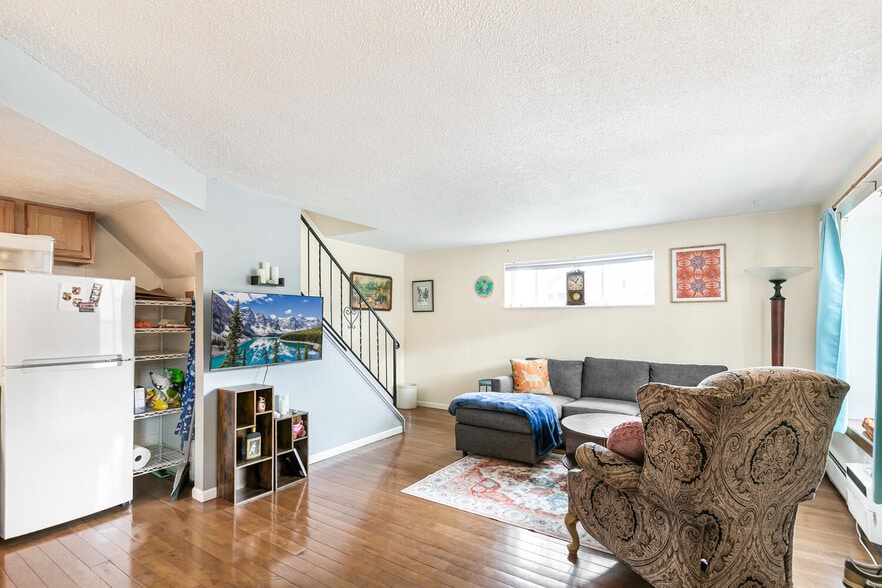 More Photos Of 1152 York St, Denver Apartments For Sale