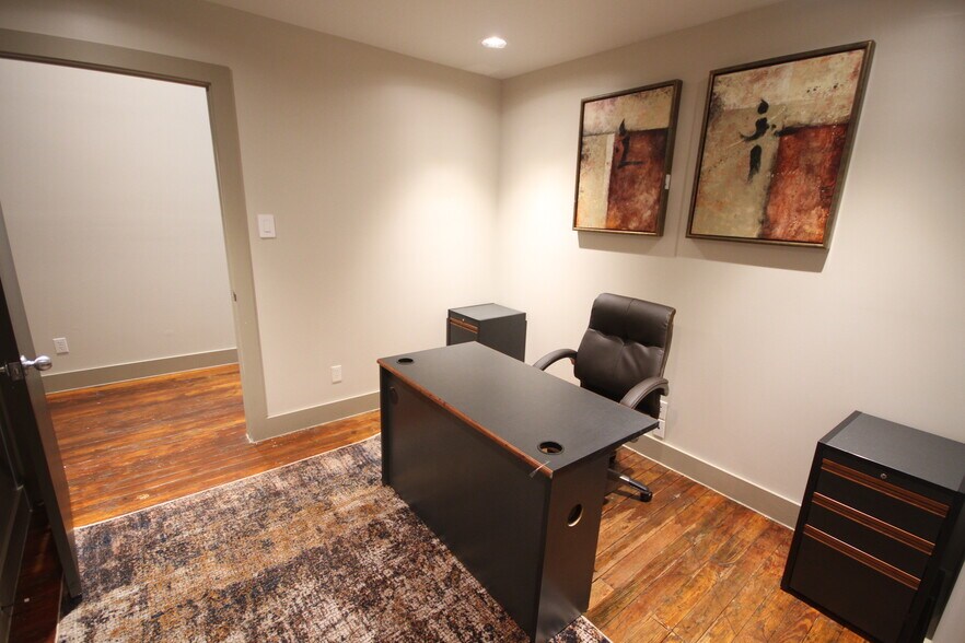 More Photos Of 321 S Flores St, San Antonio Coworking Space