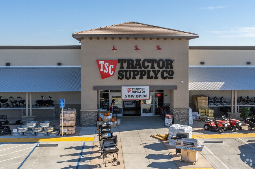 More Photos Of 5651 Lonetree Blvd, Rocklin General Retail For Sale