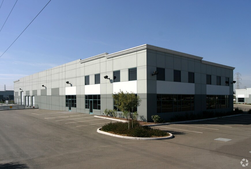 More Photos Of 4580 Auto Mall Pky, Fremont Research And Development For Lease