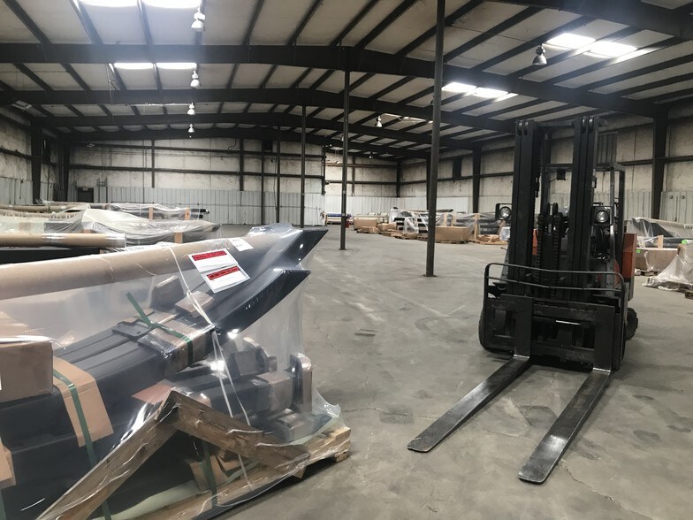 More Photos Of 173-245 Kilgore Rd, Carrollton Unknown For Lease