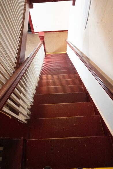 More Photos Of 601 E Avenue A, Robstown Hotel For Sale