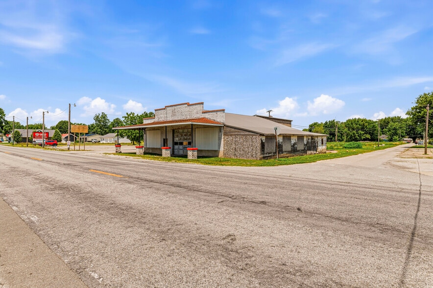 More Photos Of 7874 E State Road 28, Elwood Flex For Sale