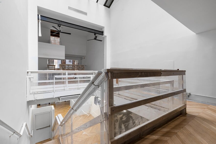 More Photos Of 54 Crosby St, New York Storefront For Lease