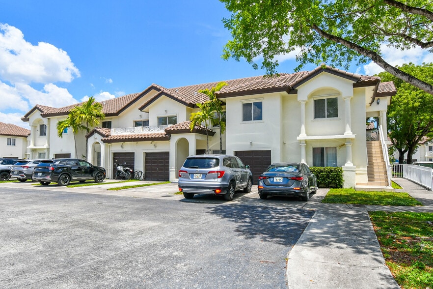More Photos Of 8852 NW 111 Ct, Miami Apartments For Sale
