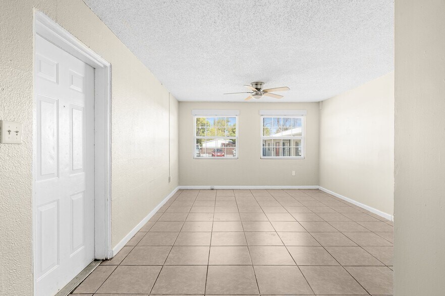 More Photos Of 3510 and 3536 St John St, Panama City Multifamily For Sale