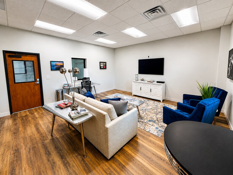 More Photos Of 2408 Airport Rd, Gainesville Airplane Hangar For Sale