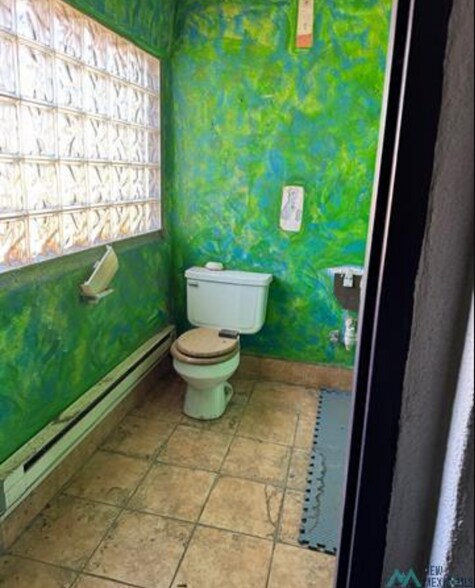 More Photos Of 1133 Grand Ave, Las Vegas Office Residential For Sale