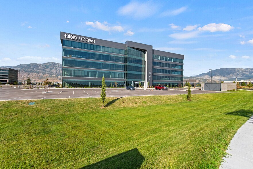 More Photos Of 1333 S Valley Grove Way, Pleasant Grove Office For Lease