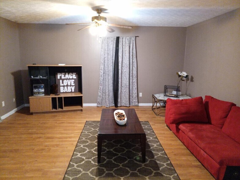 More Photos Of 2373 Wingfoot Pl, Decatur Office For Sale