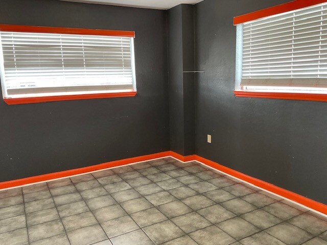 More Photos Of 1517 W Main St, La Porte Auto Repair For Sale