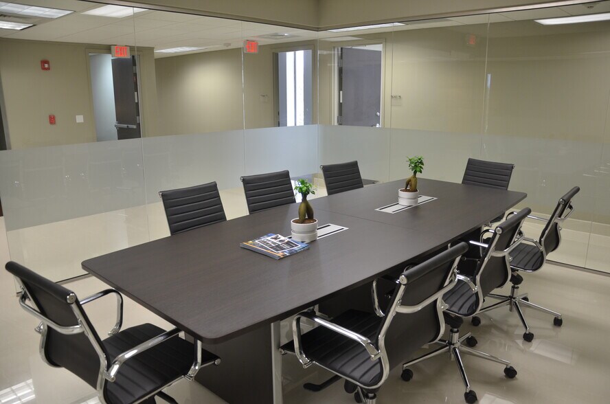 More Photos Of 3200 N University Dr, Coral Springs Office For Lease