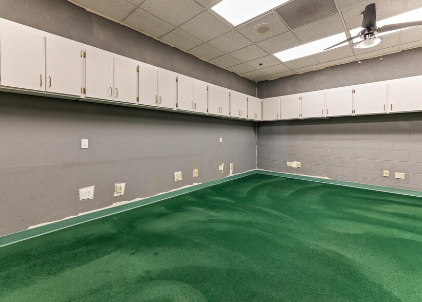 More Photos Of 2009 W Feemster Ave, Visalia Medical For Sale