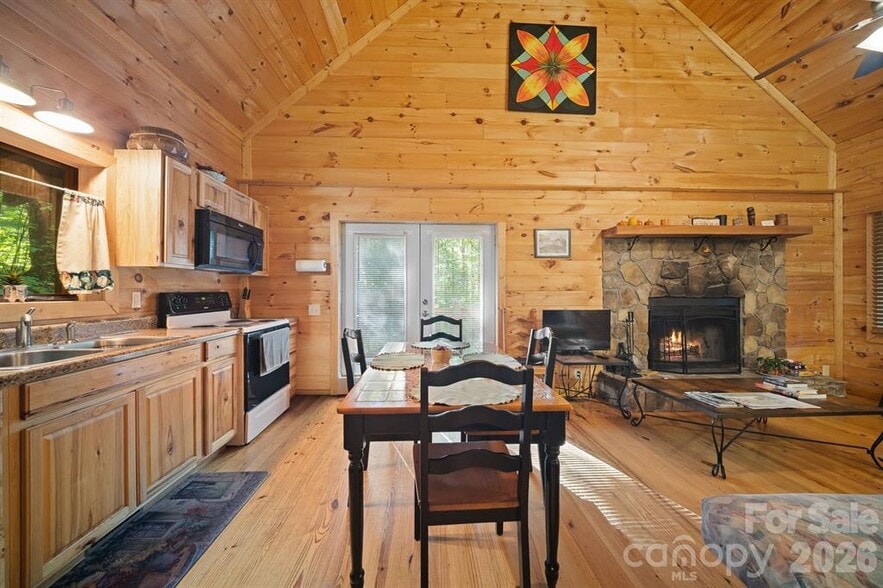 More Photos Of 504 Mountain View School Rd, Robbinsville Hotel For Sale