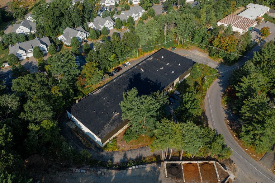 More Photos Of 11 Brent Dr, Hudson Warehouse For Sale