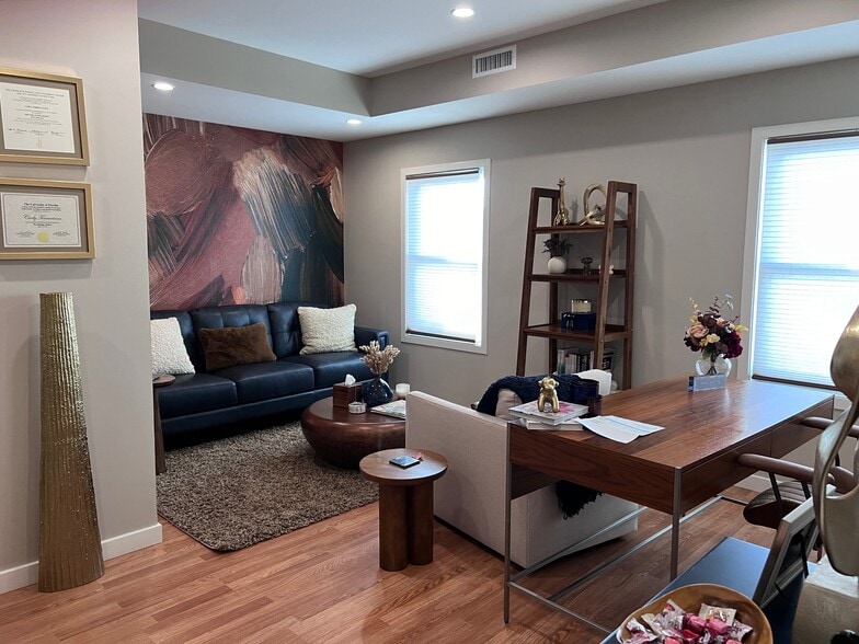 More Photos Of 406 E Putnam Ave, Cos Cob Office For Sale