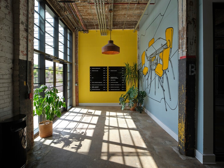 More Photos Of 565 Northside Dr, Atlanta Office For Lease