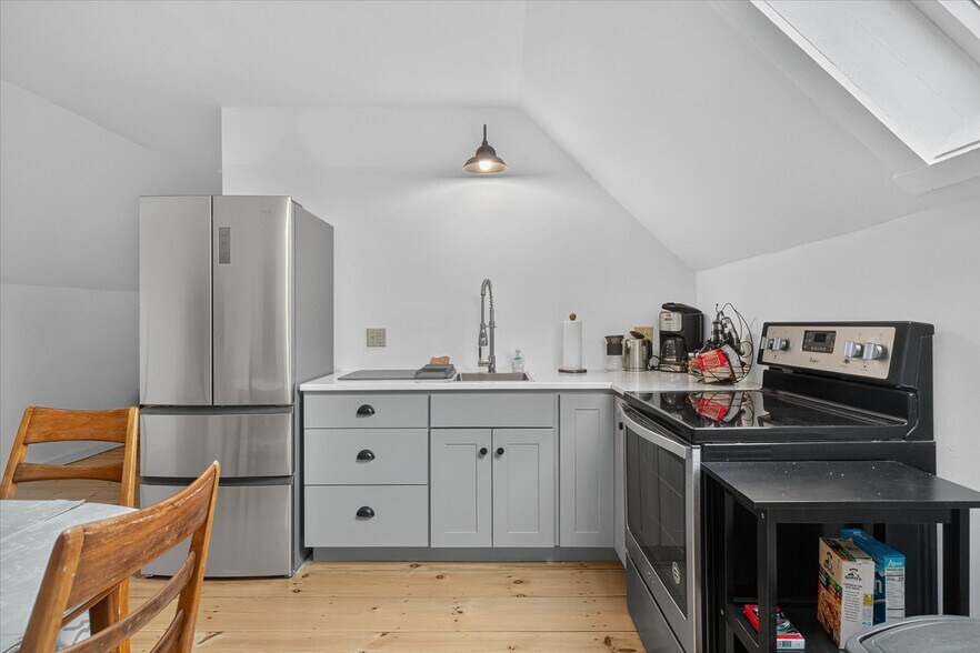 More Photos Of 61 Pleasant St, Ludlow Apartments For Sale